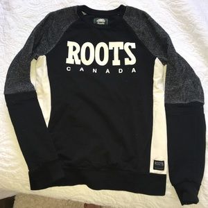 Roots Canada crew neck sweater